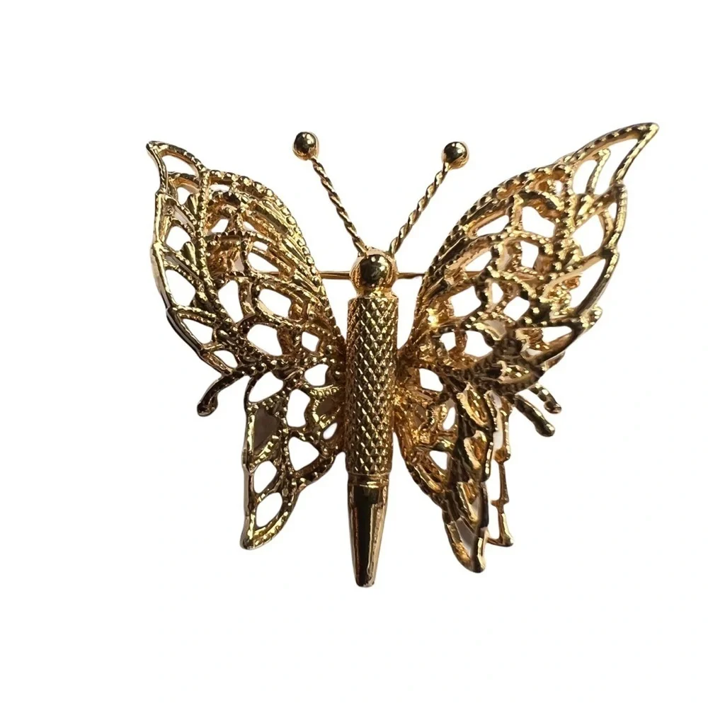 Vintage Monet Brooch
